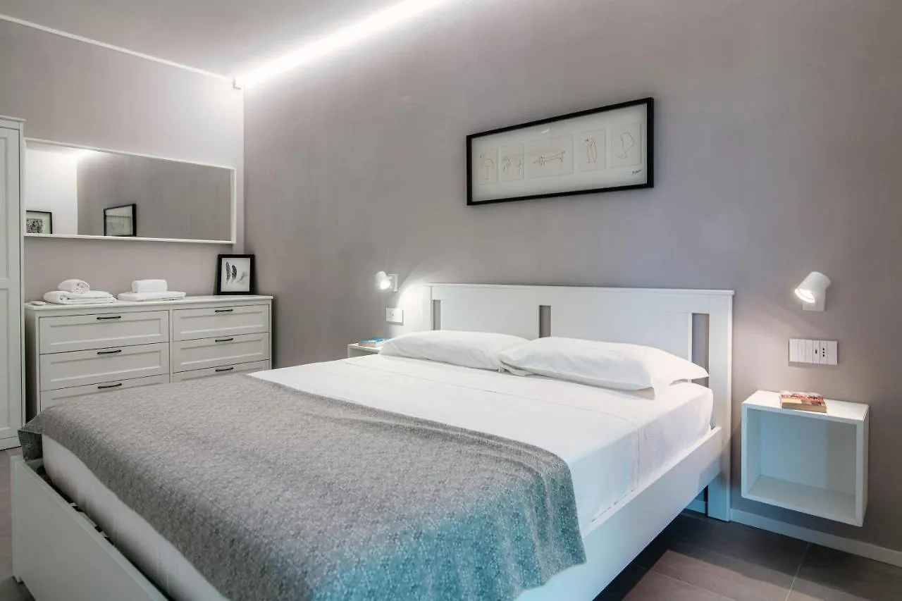 Appartement My Venini - By Myhomeincomo